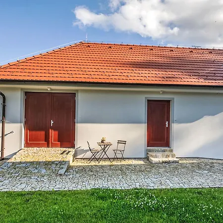 Dobra By Interhome